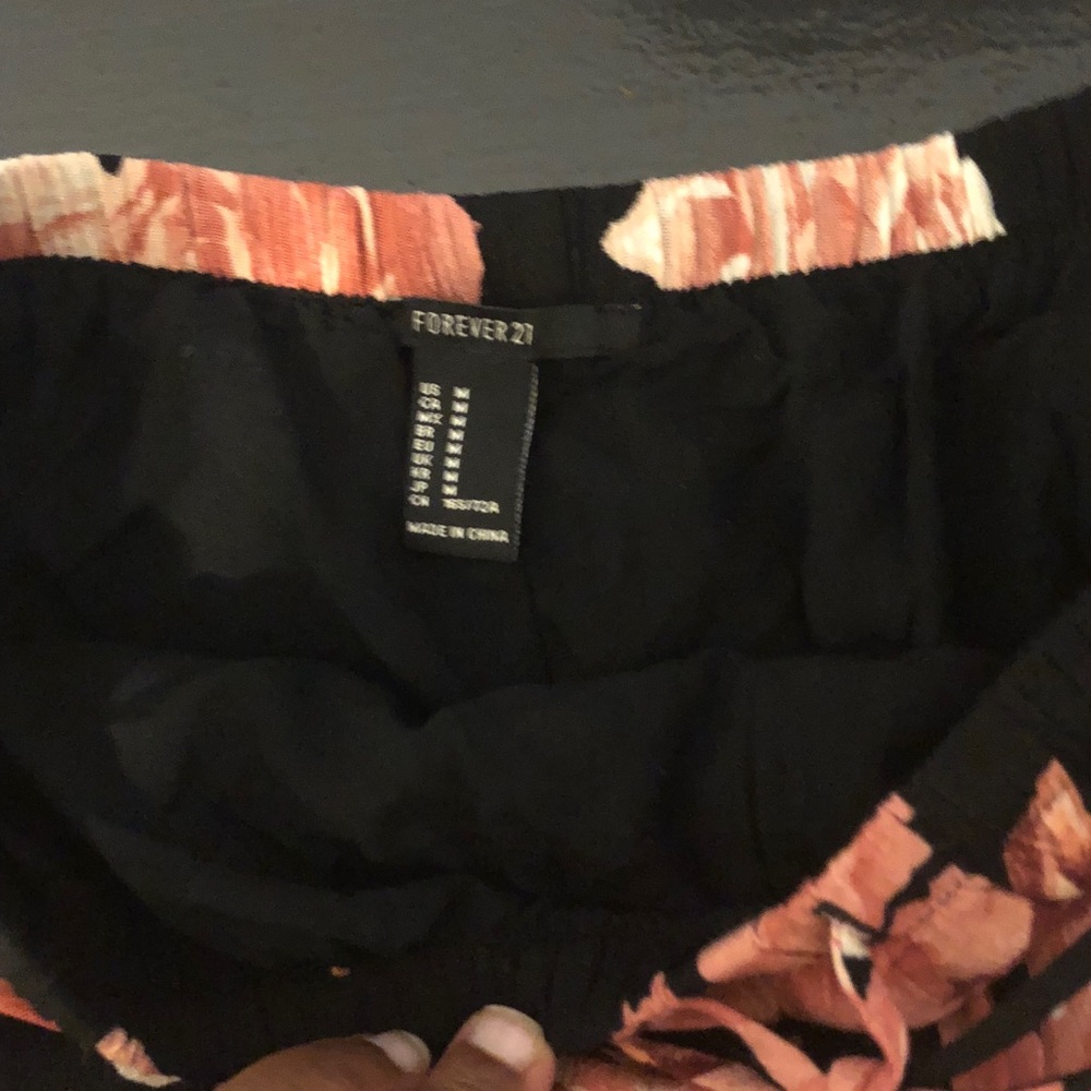 Rose Dolphin shorts - Picture 2 of 2